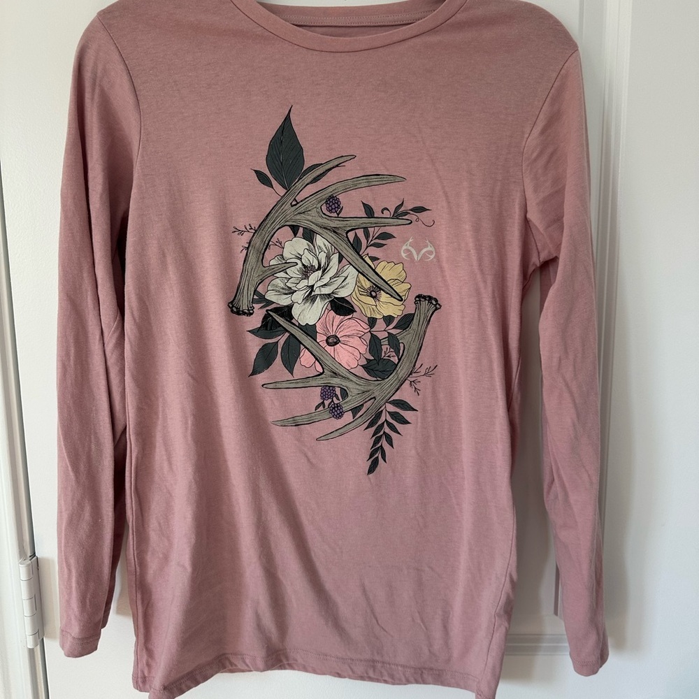 Realtree Long Sleeve T-Shirt with Antler Floral Logo